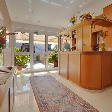 Guest house Villa Rovinj Apartments Rovinj